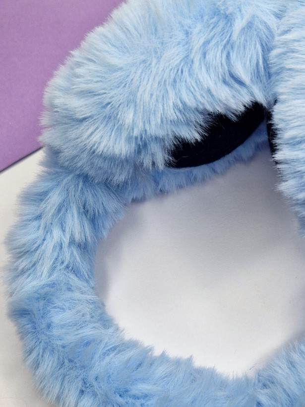 گوشگیر پشمالو آبی