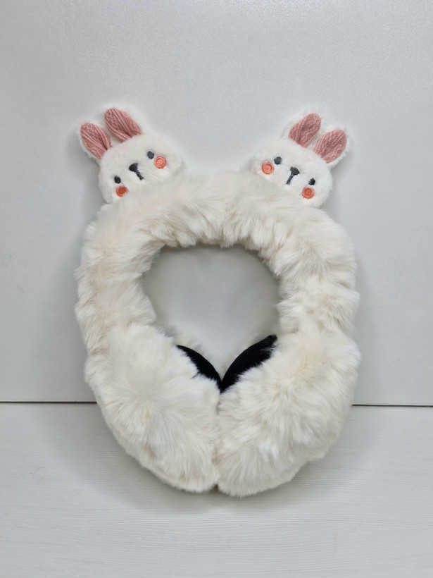 گوشگیر فانتزی سفید